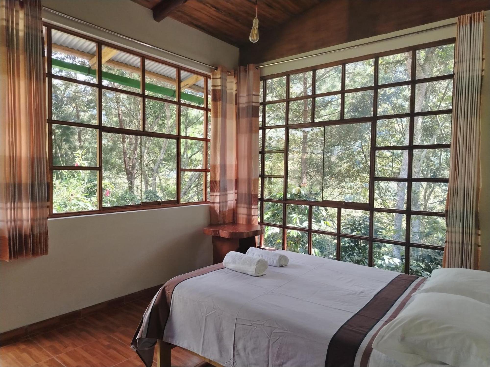 Lucmabamba Lodge Santa Teresa  Buitenkant foto
